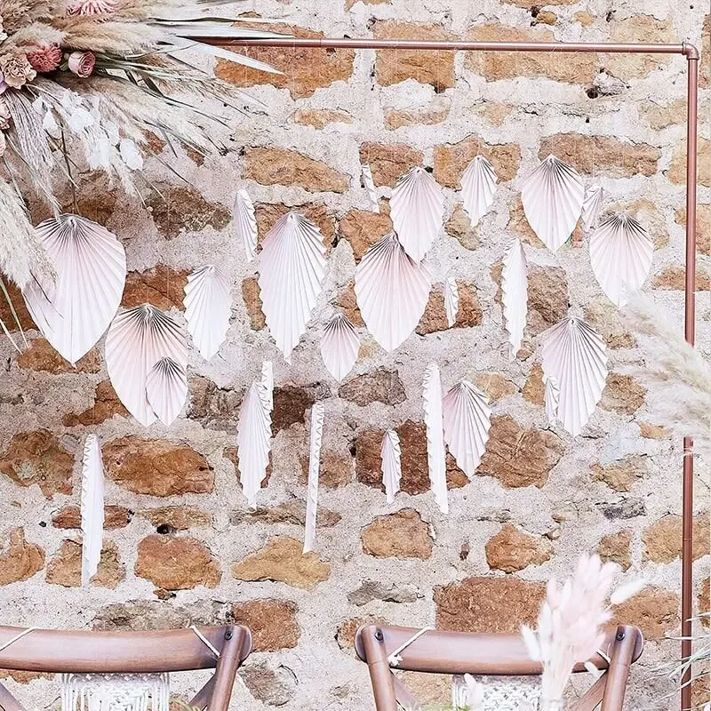 Beställ nu A Touch of Pampas - Palmbladsdekorationer i rosa papper