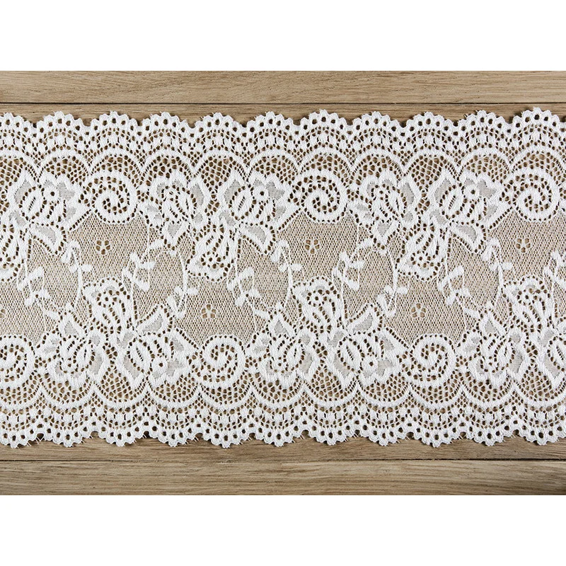 Spetsbordslöpare råvit blommönster nylon 900x15 cm Trygg betalning